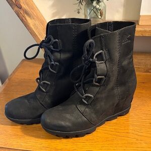 Sorel Black Lace-Up Boots